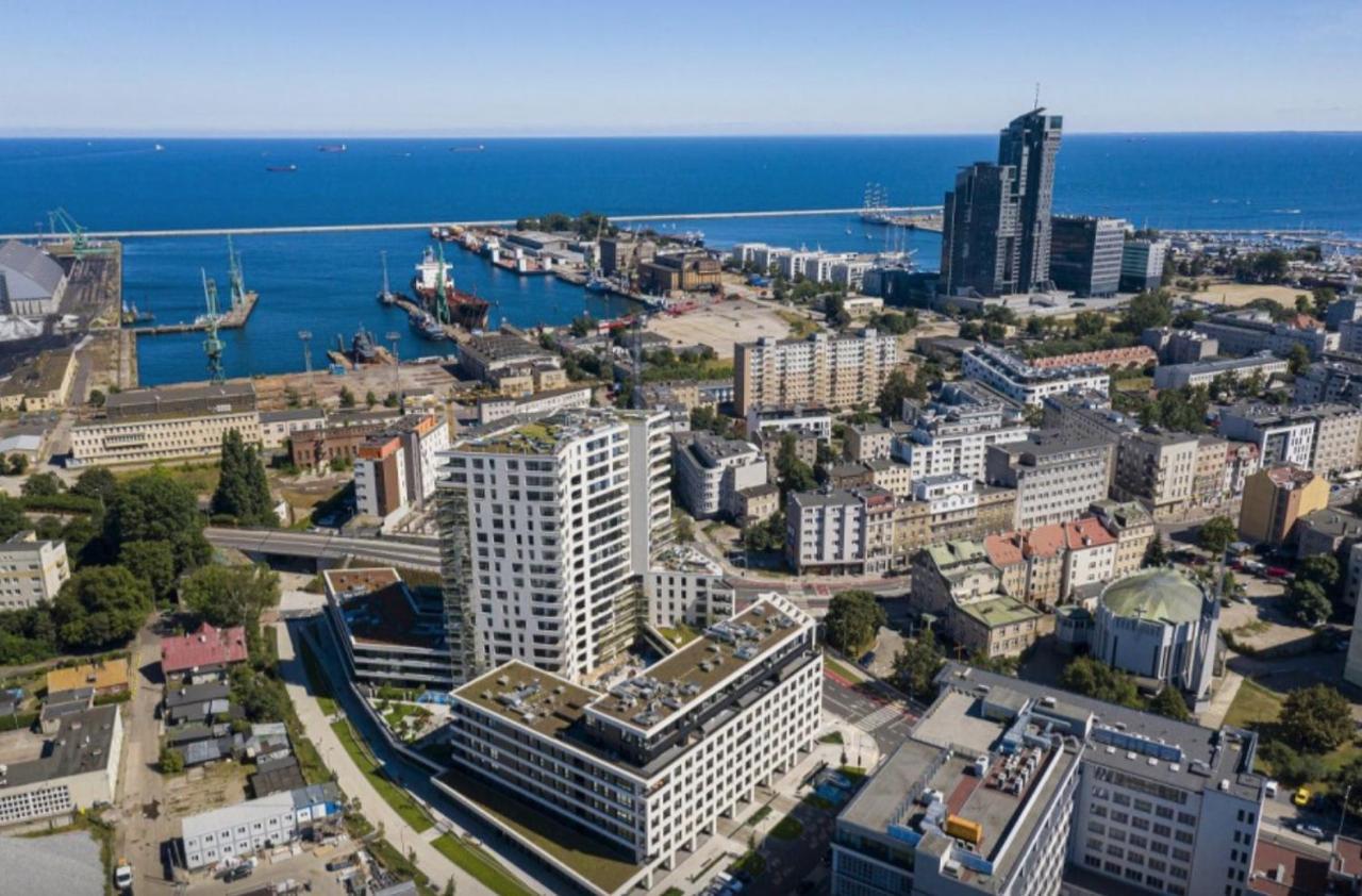 Apartament 3 Pietro กดิเนีย ภายนอก รูปภาพ