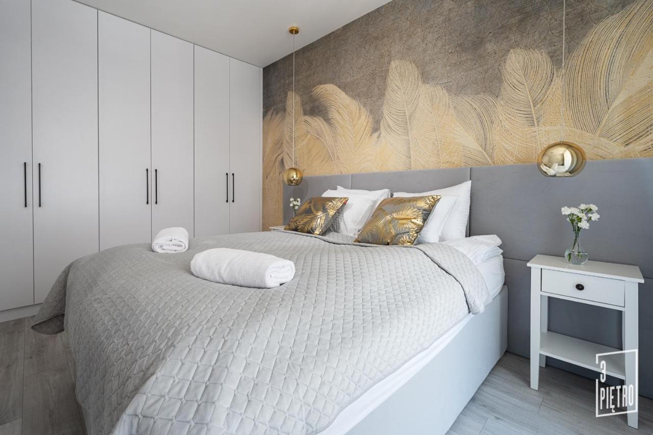 Apartament 3 Pietro กดิเนีย ภายนอก รูปภาพ