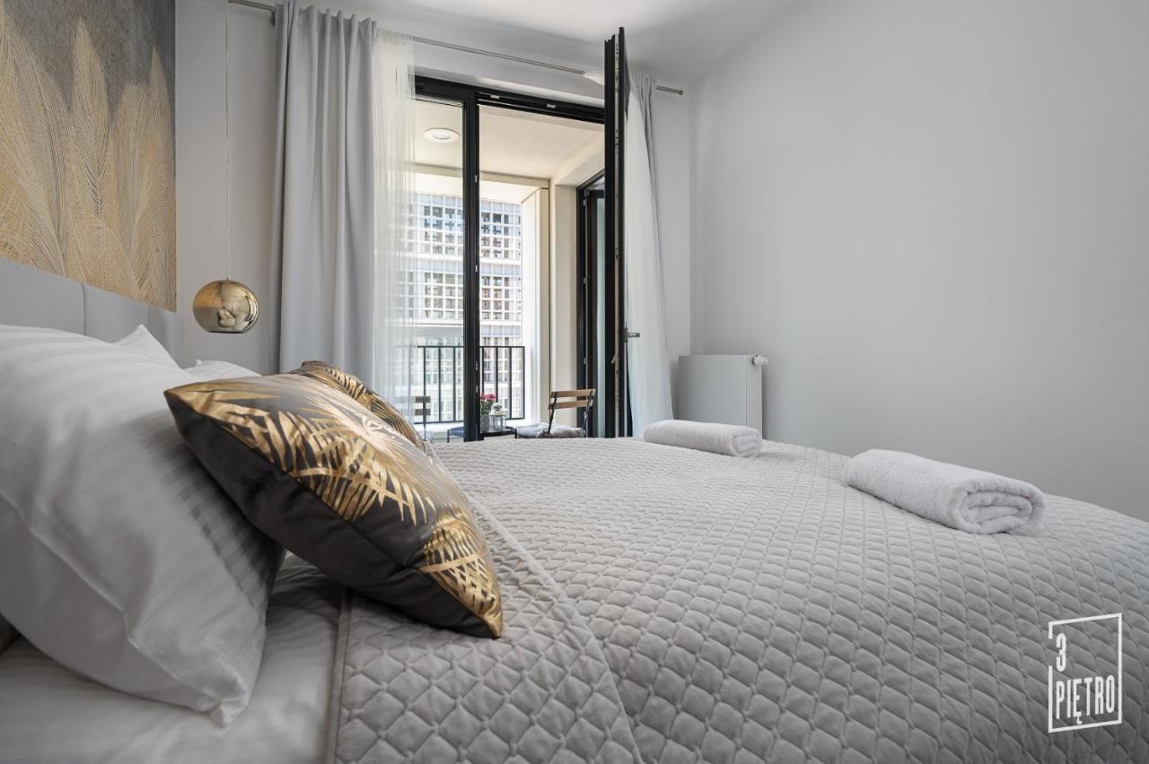 Apartament 3 Pietro กดิเนีย ภายนอก รูปภาพ
